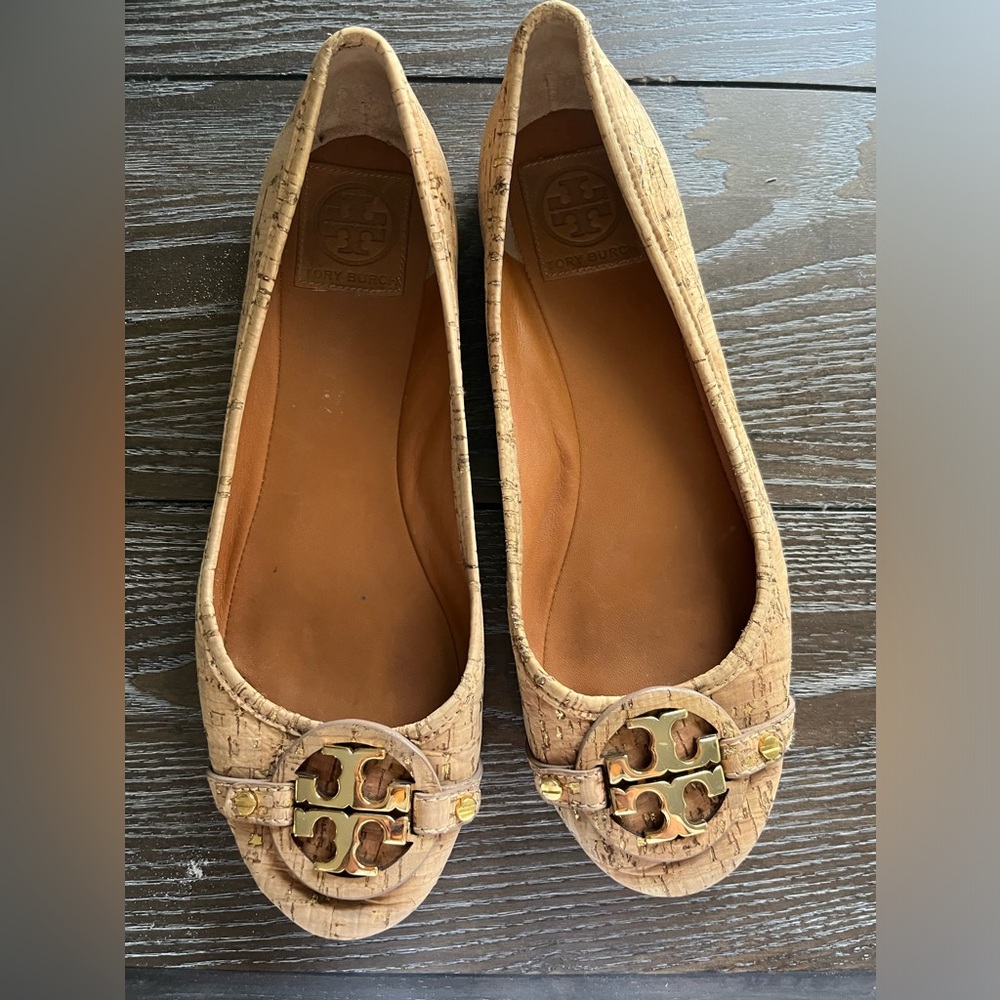 Tory Burch cork flats size 8